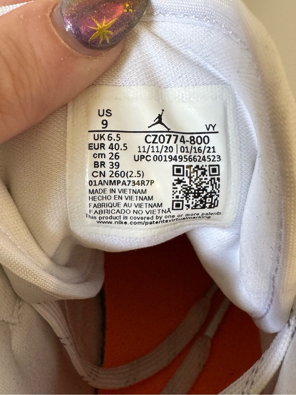 Nike Air Jordan 1 Mid SE bright citrus - Tried on once (no box) - Picture 8 of 8
